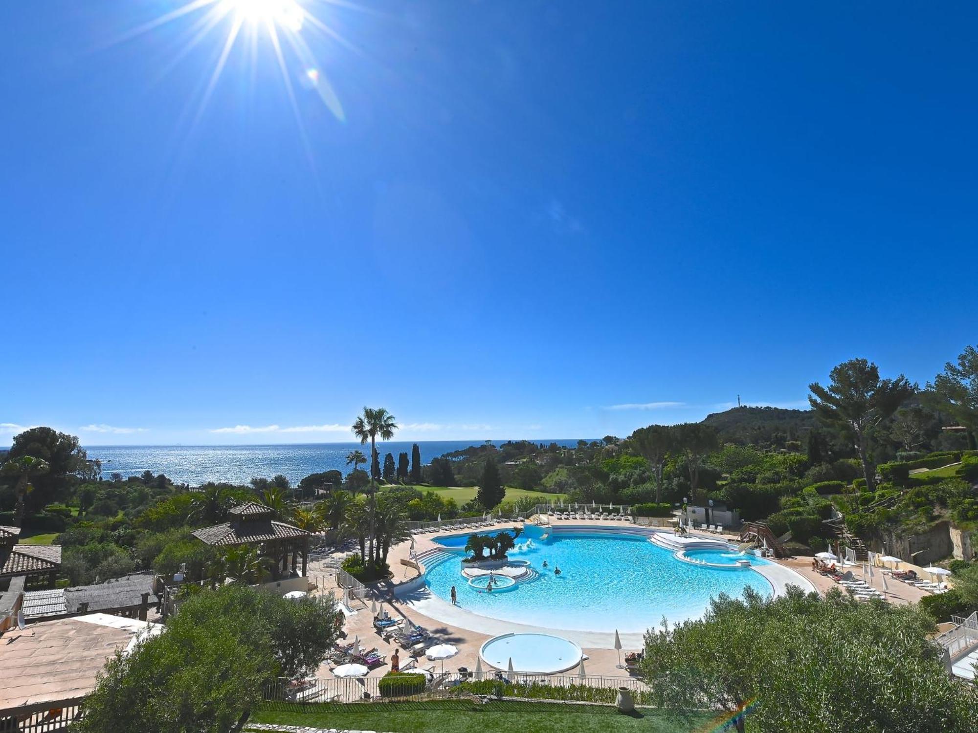 Apartment Village Cap Esterel - Le Village-14 By Interhome Saint-Raphaël Екстериор снимка